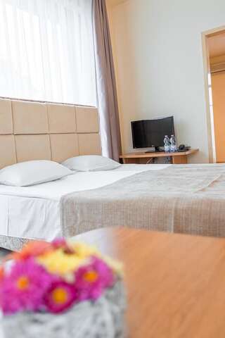 Отель Hotel Avenue Солнечный Берег Полулюкс-1