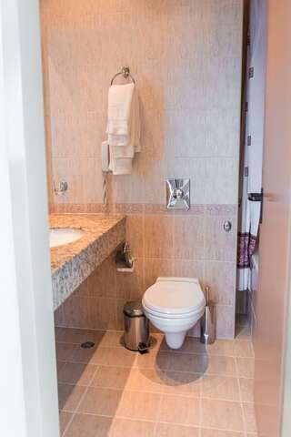 Отель Hotel Avenue Солнечный Берег Полулюкс-4