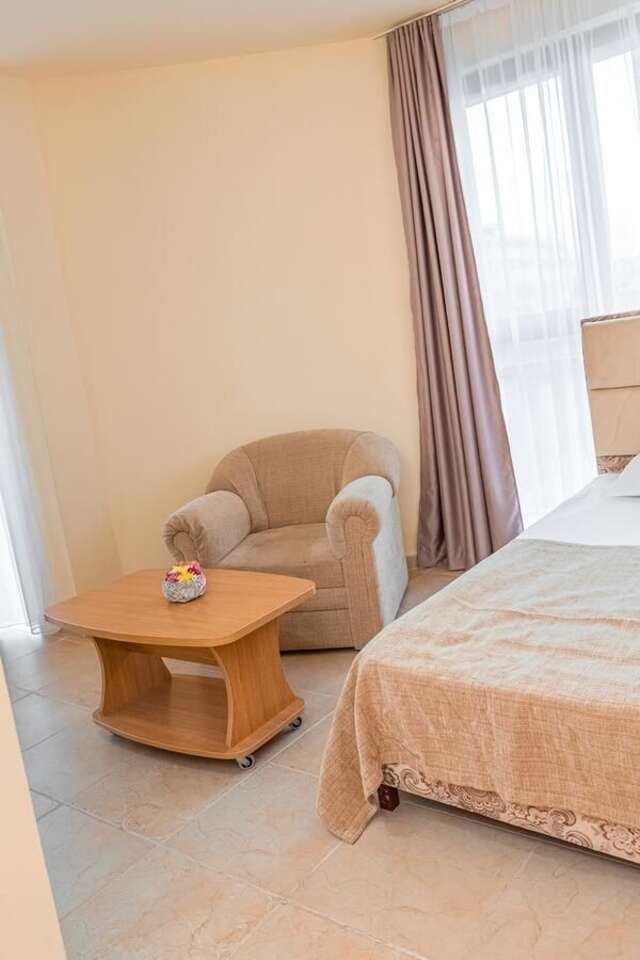 Отель Hotel Avenue Солнечный Берег-27